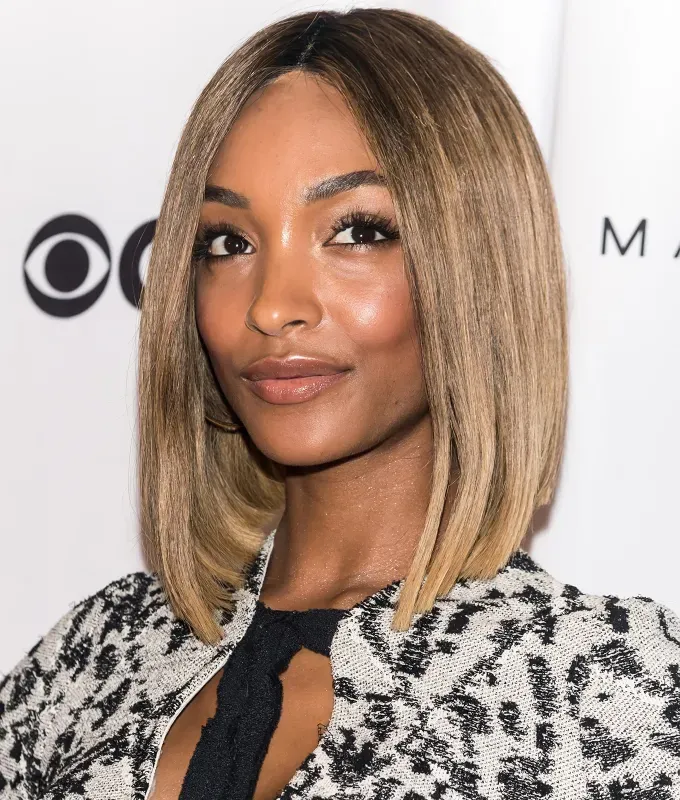 honey-brown hair ideas jourdan dunn 2: a photo of jourdan dunn' fetchpriority='auto' title='30 Honey-Brown Hair Ideas According to Hairstylists