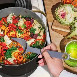 10 Brands Like Le Creuset (Because You Love a Pretty Dutch Oven but Aren’t Made of Money) 10 Brands Like Le Creuset (Because You Love a Pretty Dutch Oven but Aren’t Made of Money)