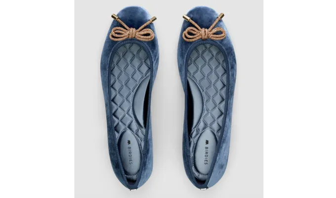 birdies hummingbird flats in ocean blue with jewel bow' title='These Ultra-Cozy Birdies Ballet Flats Are the Only Shoes I’m Wearing This Holiday Season