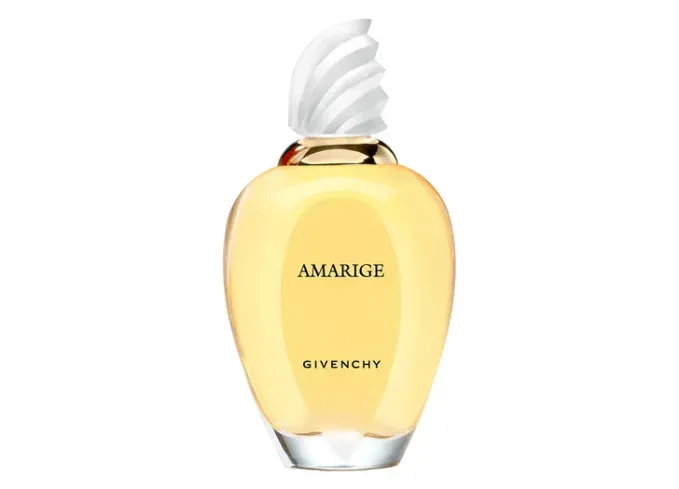 what does ylang ylang smell like givenchy' title='What Does Ylang-Ylang Smell Like? (Plus 6 Perfumes to Try)