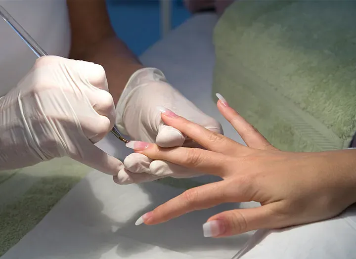 Pyydämme ihoa: Ovatko akryyli kynsit huonoja sinulle?