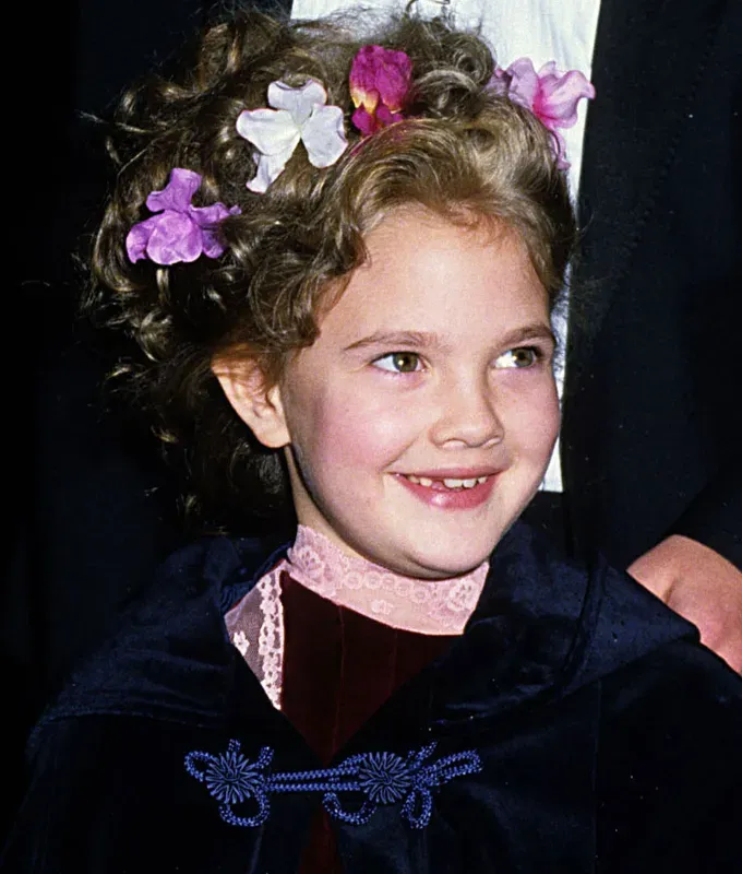 drew barrymore hair et stardom' fetchpriority='auto' title='Drew Barrymore’s Hair Evolution—From Child Star to Talk Show Host