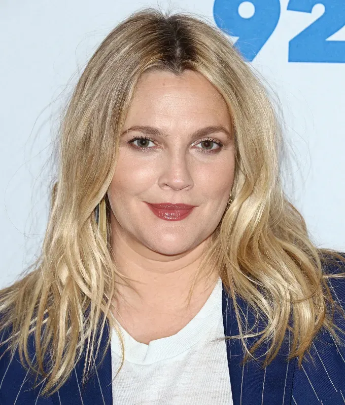 drew barrymore hair beach blonde returns' fetchpriority='auto' title='Drew Barrymore’s Hair Evolution—From Child Star to Talk Show Host
