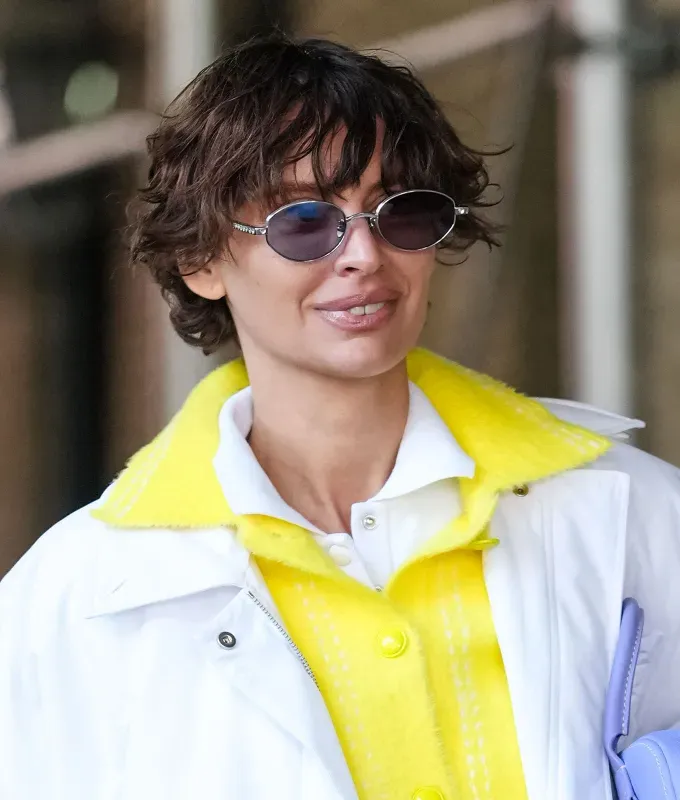 step mullet' fetchpriority='auto' title='The 40 Best Short Haircuts for Women in 2025