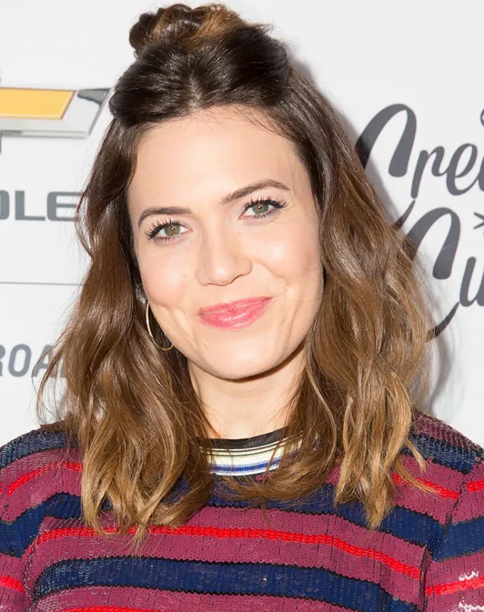 haircuts for square faces mandy moore' fetchpriority='auto' title='38 Flattering Haircuts for Square Faces According to Experts