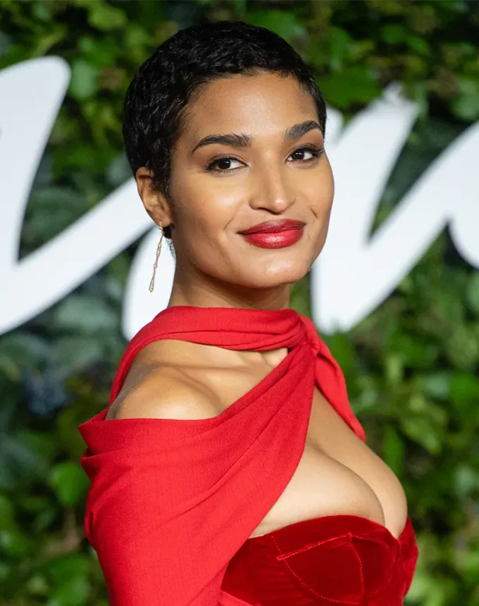 haircuts for square faces indya moore' fetchpriority='auto' title='38 Flattering Haircuts for Square Faces According to Experts