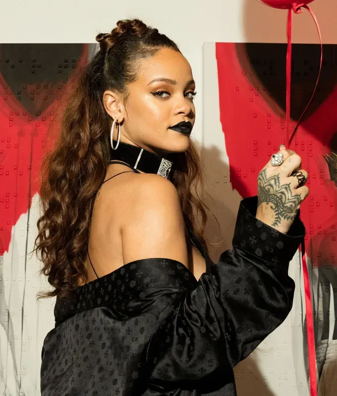 rihanna hairstyles anti era' fetchpriority='auto' title='A Timeline of Rihanna’s Hairstyles From Pon De Replay to Fenty Beauty