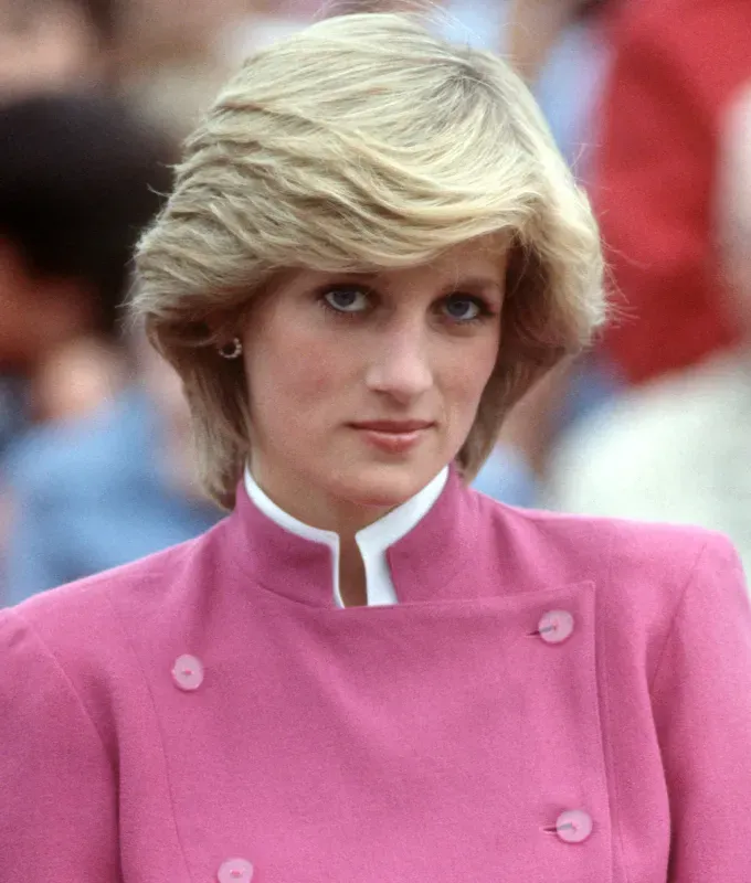 70s hairstyles pageboy princess diana' fetchpriority='auto' title='The 20 Best ‘70s Hairstyles to Try in 2024