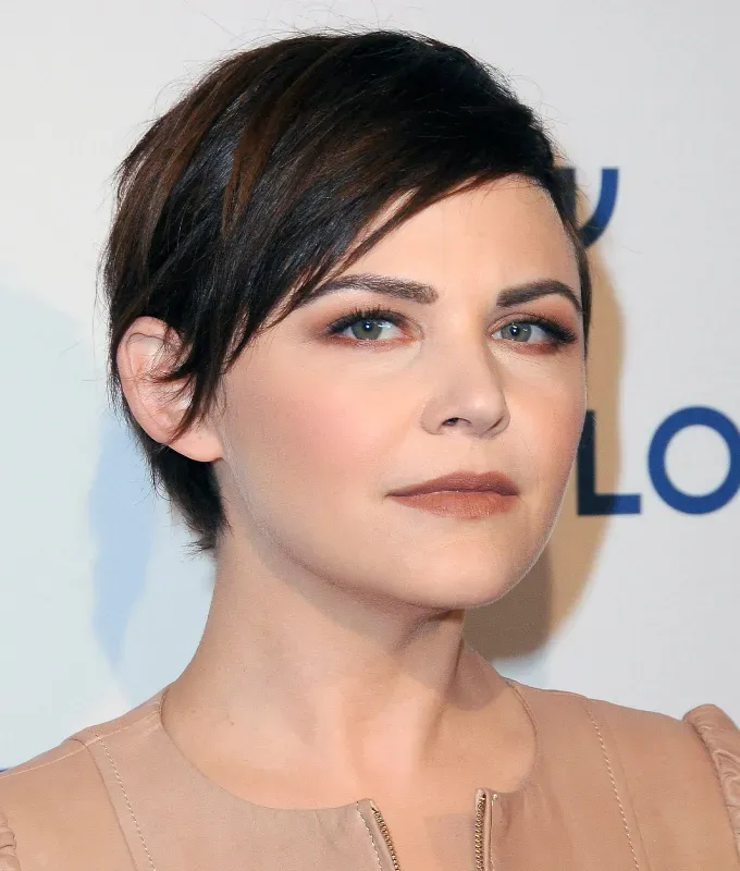 best haircuts for round faces pixie bob' fetchpriority='auto' title='The 36 Best Haircuts for Round Faces