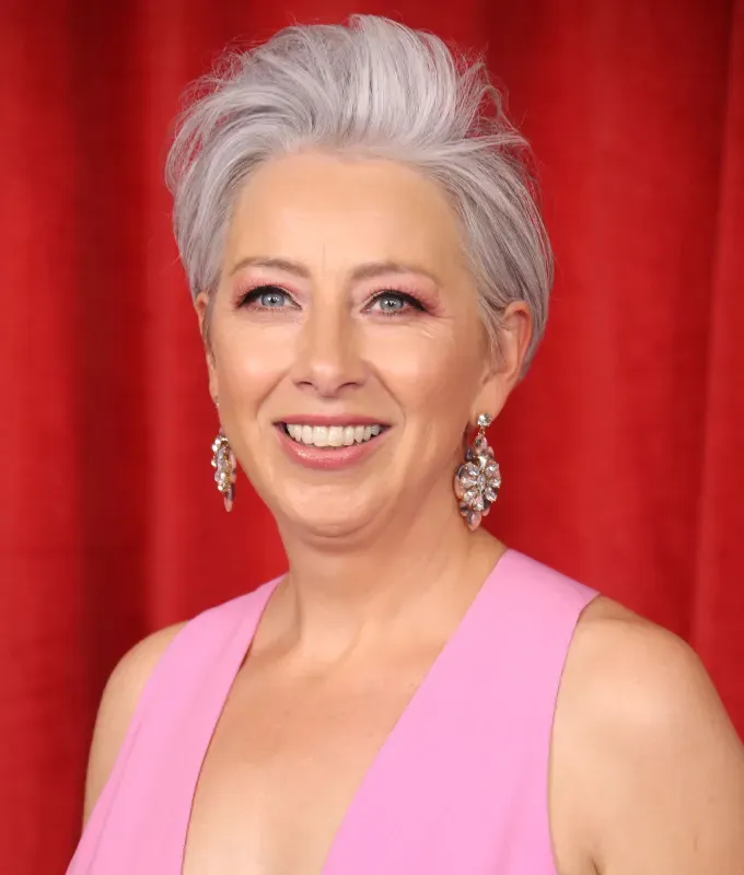 haircuts for gray hair pompadour sarah moyle' fetchpriority='auto' title='The 30 Best Haircuts for Gray Hair
