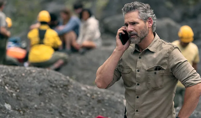 untamed-netflix-review-park-shot' fetchpriority='auto' title='I Finally Started Netflix’s New Murder Mystery ’Untamed’—and This Hit Show Has Me Seriously Conflicted