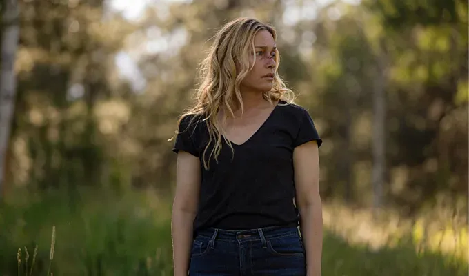 yellowstone cast: piper perabo as summer higgins' fetchpriority='auto' title='Does the ‘Yellowstone’ Cast Look Familiar? Here’s Where You’ve Seen Them Before