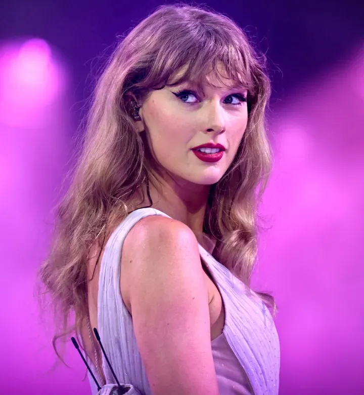 Taylor Swift' fetchpriority='high' title='Everything You Need to Know About Taylor Swift