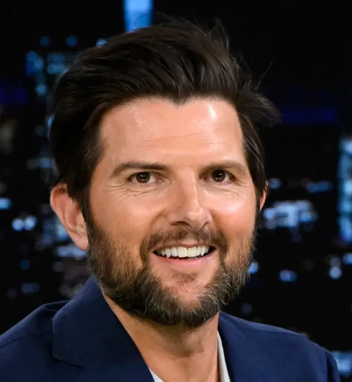 Spoznajte ženo zvezde Adama Scotta, Naomi Scott