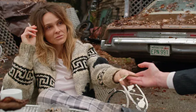 firefly lane cast beau garrett' fetchpriority='auto' title='Does the ‘Firefly Lane’ Cast Look Familiar? Here’s Where You’ve Seen Them Before