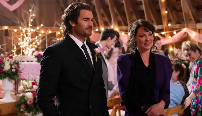 firefly lane cast ben lawson' fetchpriority='auto' title='Does the ‘Firefly Lane’ Cast Look Familiar? Here’s Where You’ve Seen Them Before