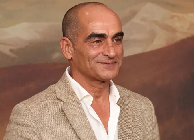 cast night agent Navid Negahban' fetchpriority='auto' title='Your Complete Guide to the Cast of ‘The Night Agent’