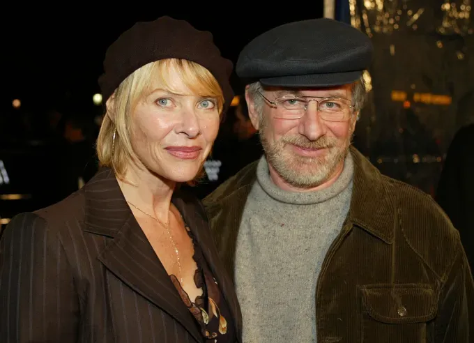 steven spielberg wife kate capshaw 3' fetchpriority='auto' title='Allow Us to Introduce Steven Spielberg’s Wife Kate Capshaw