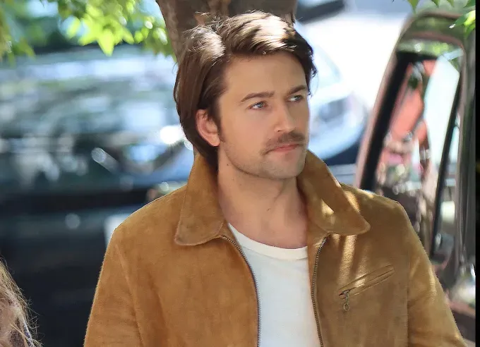 brandon sklenar it ends with us cast' fetchpriority='auto' title='Everything I Know About Brandon Sklenar (AKA Atlas in ’It Ends With Us’)