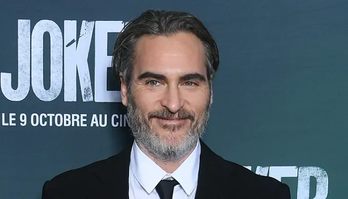 what is joaquin phoenix net worth' fetchpriority='auto' title='Everything We Know About Joaquin Phoenix’s Net Worth (Including His ‘Joker’ Paycheck)