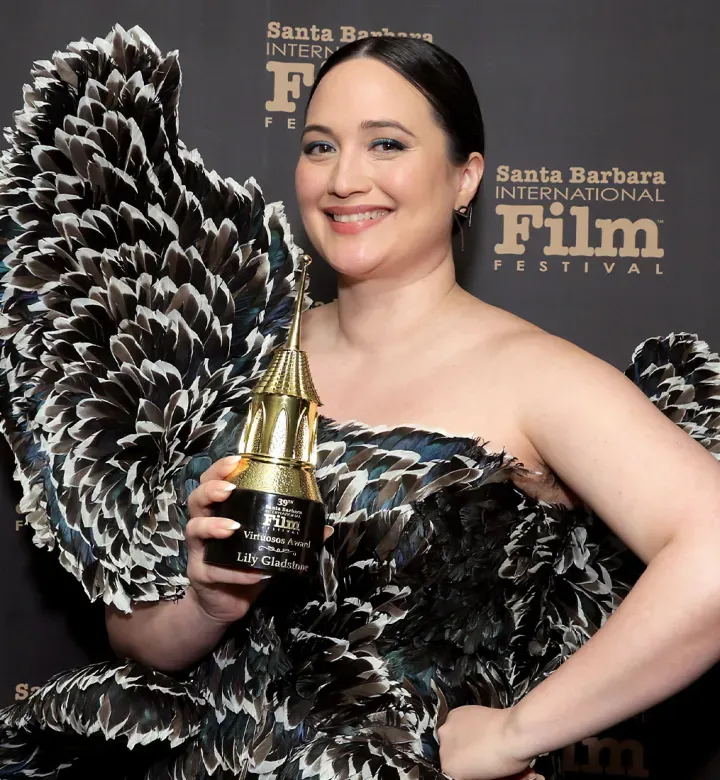 Hat Lily Gladstone einen Freund? Was wir über ihren Beziehungsstatus wissen