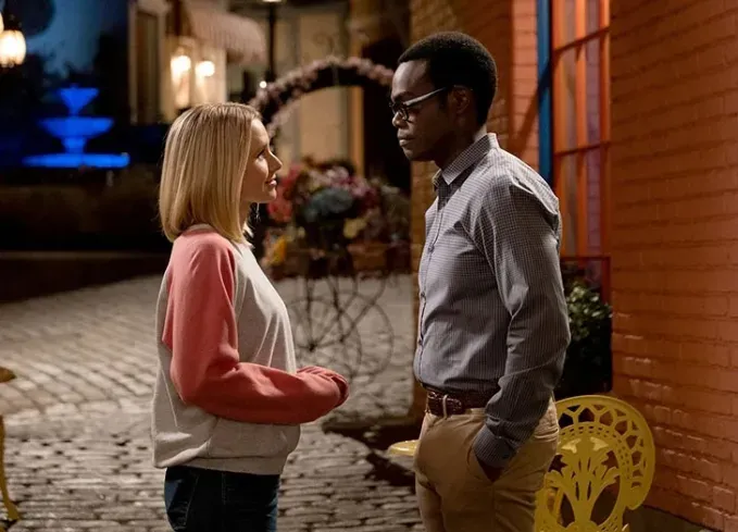 best tv couples eleanor and chid' fetchpriority='auto' title='The 55 Best TV Couples of All Time Including ‘Stranger Things’ ‘The Office’ & More