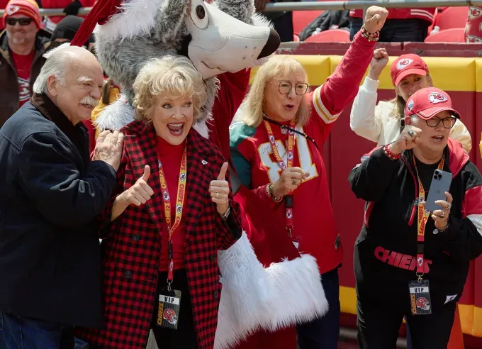 HolidayTouchdown' fetchpriority='auto' title='New Hallmark Movie Channels Taylor Swift & Travis Kelce—And It’s Packed with Celebs (Including Travis’s Mom)