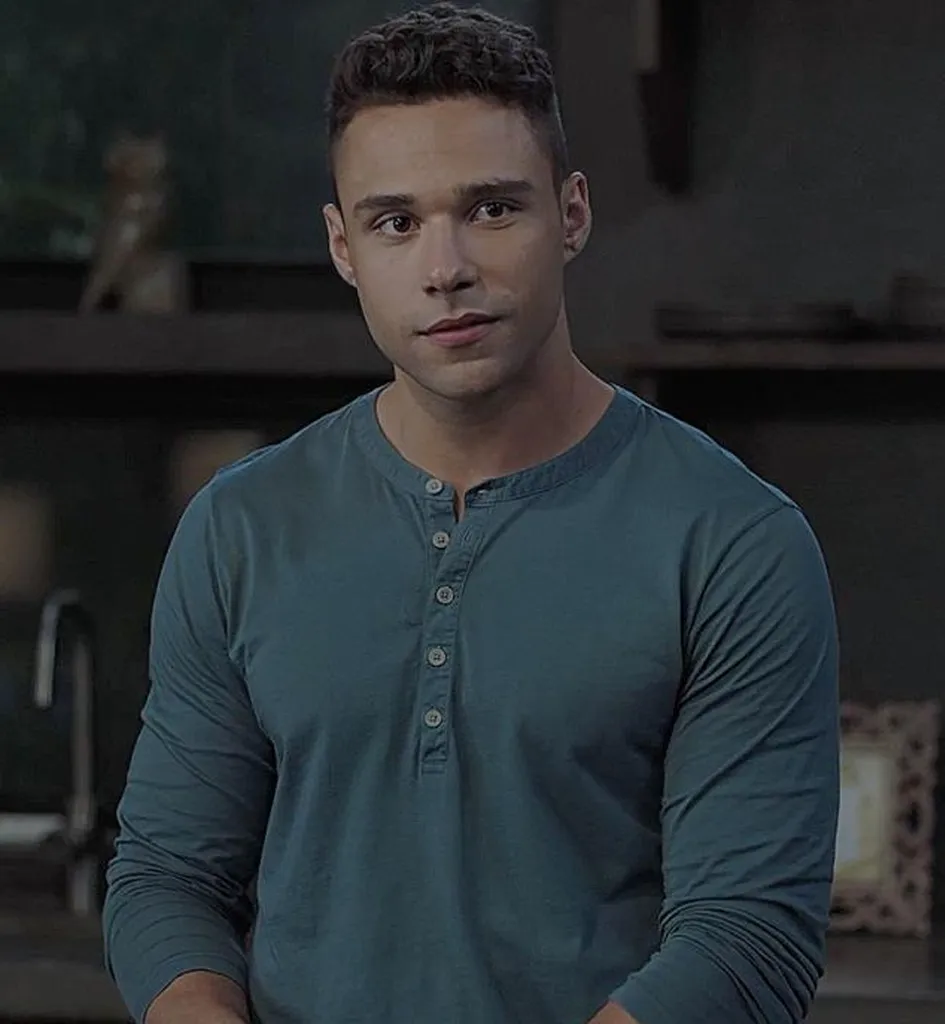 Mir wurde endlich klar, warum der Star der Uferpromenade Rafael L. Silva so vertraut aussieht - und ich hätte es wirklich früher sehen sollen