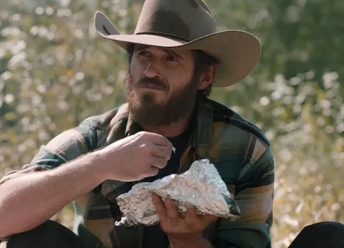 yellowstone lee dutton' fetchpriority='auto' title='See the Complete Dutton Family Tree from ‘1883’ to ‘Yellowstone’