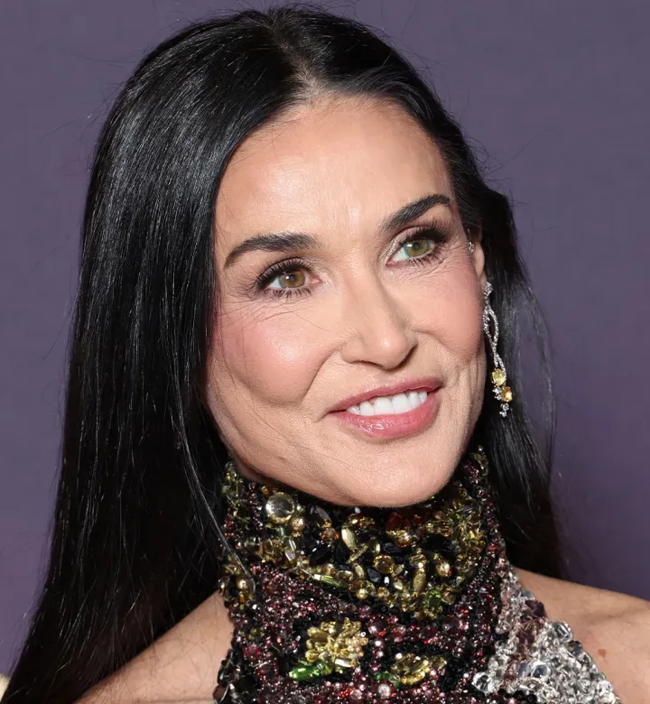 Kaikki mitä sinun tarvitsee tietää Demi Mooresta