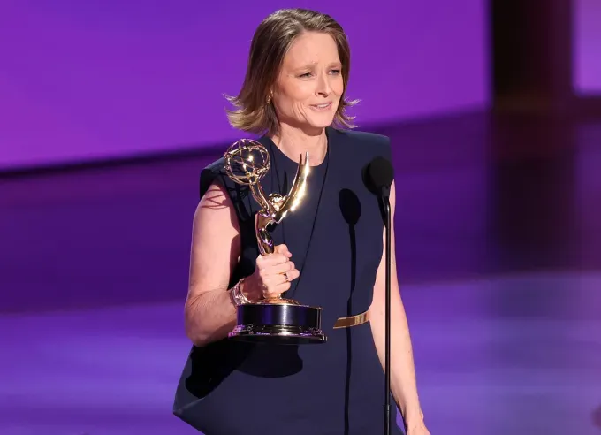Jodie Foster at Emmys' fetchpriority='auto' title='Who Is Jodie Foster’s Wife Alexandra Hedison? Here’s Everything I Know