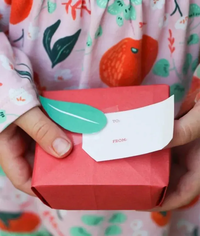 a red box with a paper leaf' fetchpriority='auto' title='40 Back-to-School Crafts for Kids to Combat First Day Butterflies