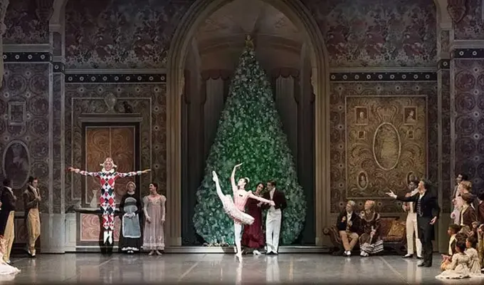 fun-things-to-do-on-christmas-nutcracker' fetchpriority='auto' title='23 Fun Things to Do on Christmas Day in 2024