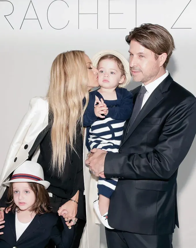 rachel over40' fetchpriority='auto' title='30 Celebrities Who Got Pregnant After 40