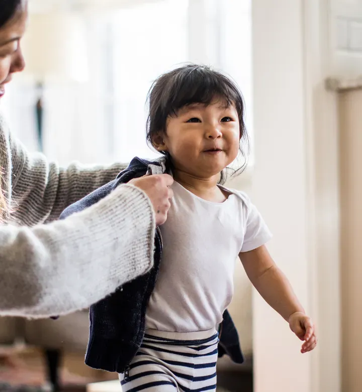 Fragen Sie einen Kinderarzt: Kann mein Kind krank werden, wenn er keinen Mantel trägt?