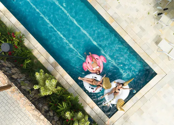 sweet 16 party ideas hotel party' fetchpriority='auto' title='32 Sweet 16 Party Ideas That Seriously Rock