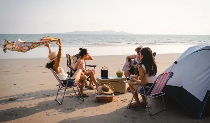 sweet 16 party ideas beach day' fetchpriority='auto' title='32 Sweet 16 Party Ideas That Seriously Rock