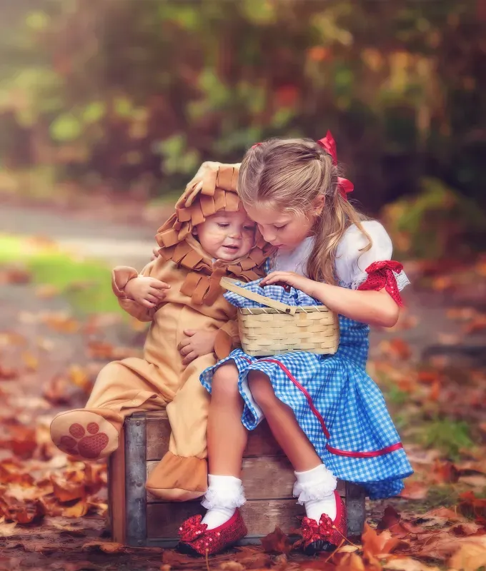 last minute halloween costume ideas for kids: wizard of oz dorothy and lion' fetchpriority='auto' title='53 Last-Minute Halloween Costume Ideas for Kids in 2025