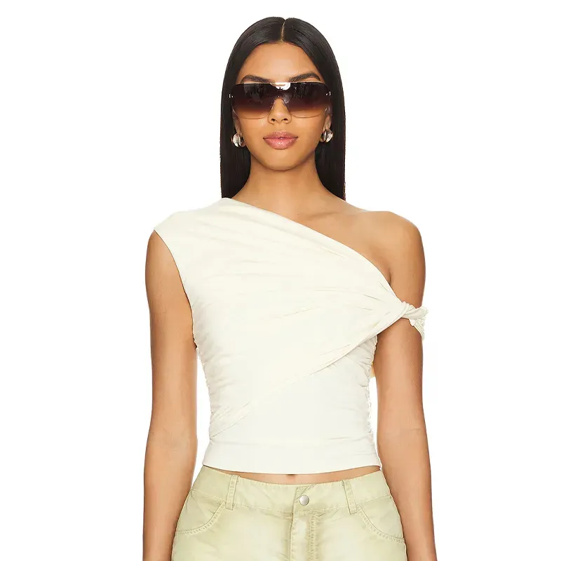 kristen bell style tips for small boobs Revolve Superdown Alessia Top' title='Kristen Bell Taught Me These 6 Style Tips for Small Boobs That I Now Live By