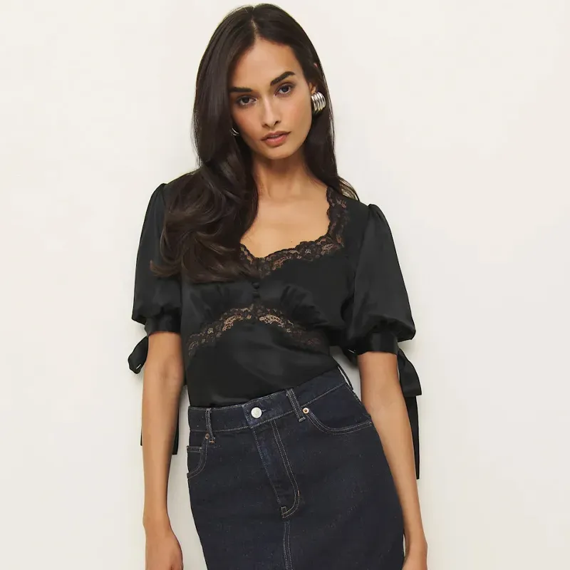 kristen bell style tips for small boobs Reformation Dolly Silk Top' title='Kristen Bell Taught Me These 6 Style Tips for Small Boobs That I Now Live By