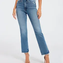 I Found 15 Pairs of Jeans for Big Butts That Eliminate the Dreaded Waist Gap