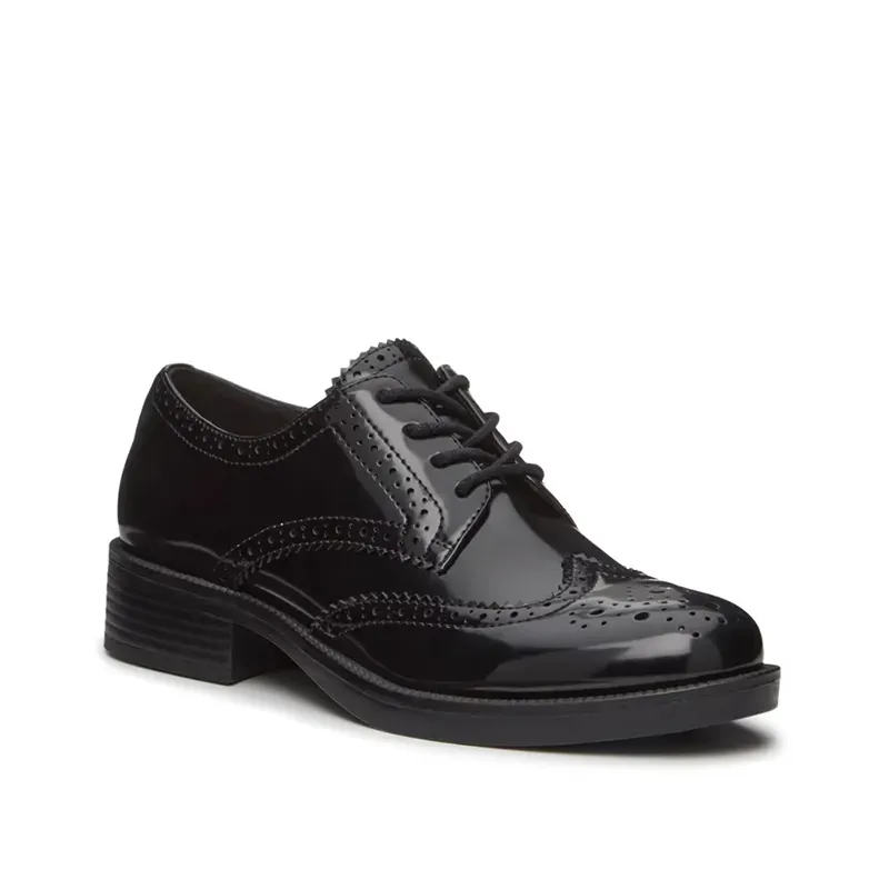 taylor swift shoes nine west Sammy Wingtip Oxford' title='The 7 Shoe Styles Taylor Swift Wears on Repeat