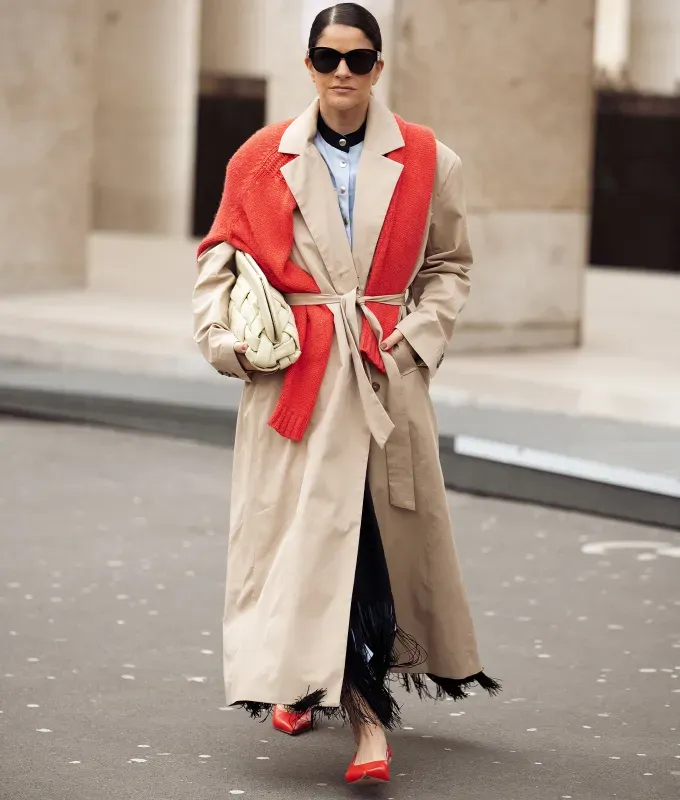 the sandwich rule outfits styling red' fetchpriority='auto' title='The Sandwich Rule Is My New Favorite Viral Styling Trick (& It’s So Easy)