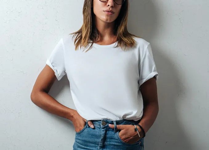 Wie man Baumwollkleidung schrumpfen, um wie ein Handschuh zu passen