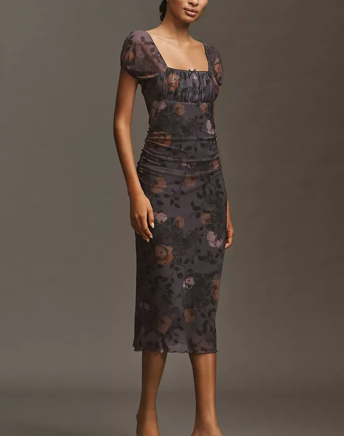 Lorelai Gilmore Style: Old Navy Floral Top' title='Now That I’m in My 30s I Just Want to Dress Like Lorelai Gilmore