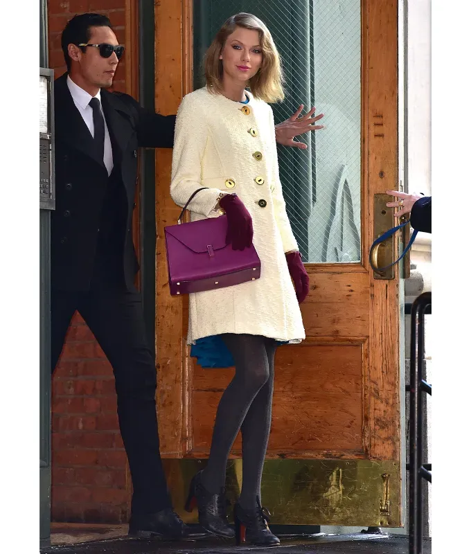 taylor-swift-past-outfits Her Blair Waldorf Moment' fetchpriority='auto' title='5 Outfits Taylor Swift Wore 10 Years Ago That I’d Wear Today (& 1 I’d Leave in the Past)