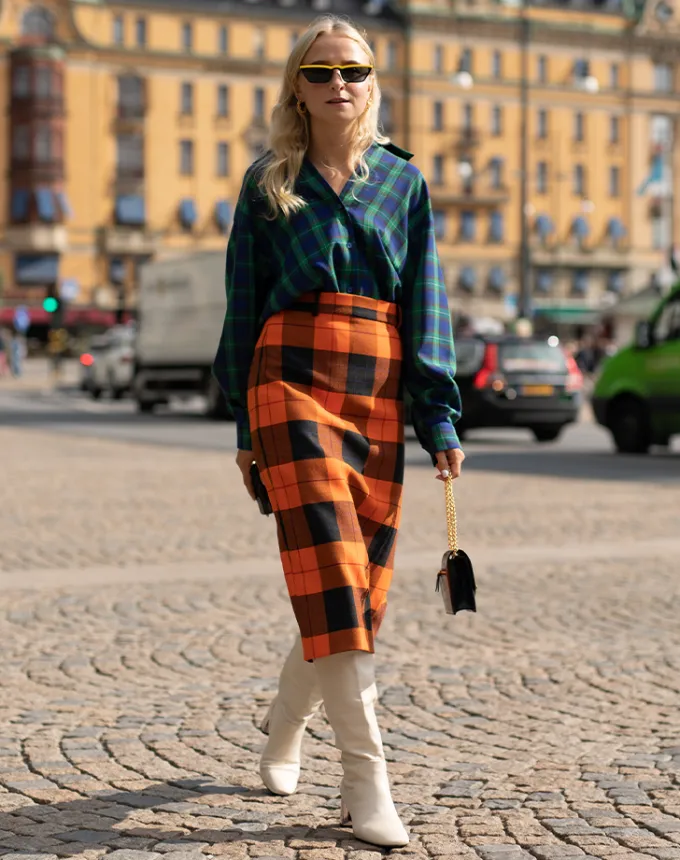 how to style a flannel mixed plaid' fetchpriority='auto' title='Wondering How to Style Flannel? Here Are 17 Outfit Ideas to Try According to a Fashion Editor