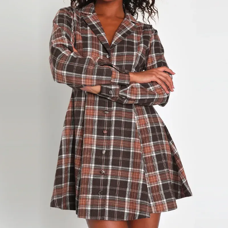 lulus flannel plaid dress' title='Wondering How to Style Flannel? Here Are 17 Outfit Ideas to Try According to a Fashion Editor