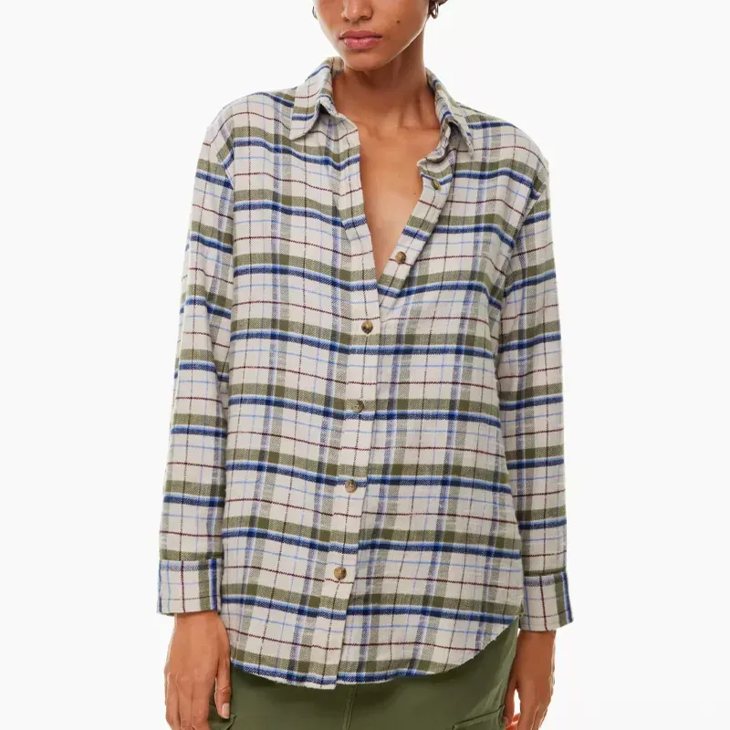 wilfred free plaid shirt' title='Wondering How to Style Flannel? Here Are 17 Outfit Ideas to Try According to a Fashion Editor