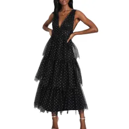 The 10 Best Formal Dresses for Petites Vetted By a 5’1 Editor (and Frequent Partygoer)